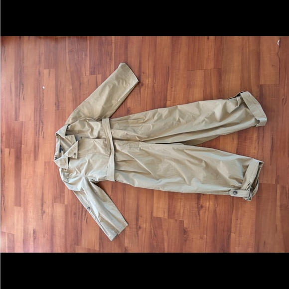 Banana Republic Poplin Jumpsuit - Picture 4 of 5